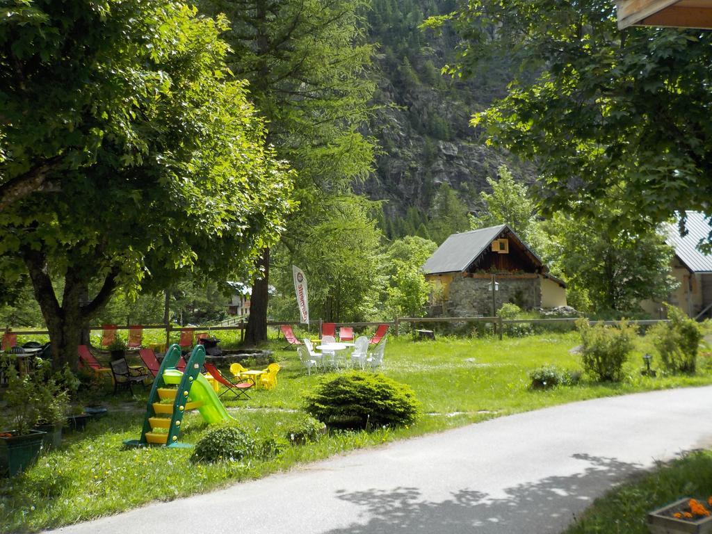 Hotel Engilberge Ailefroide ภายนอก รูปภาพ
