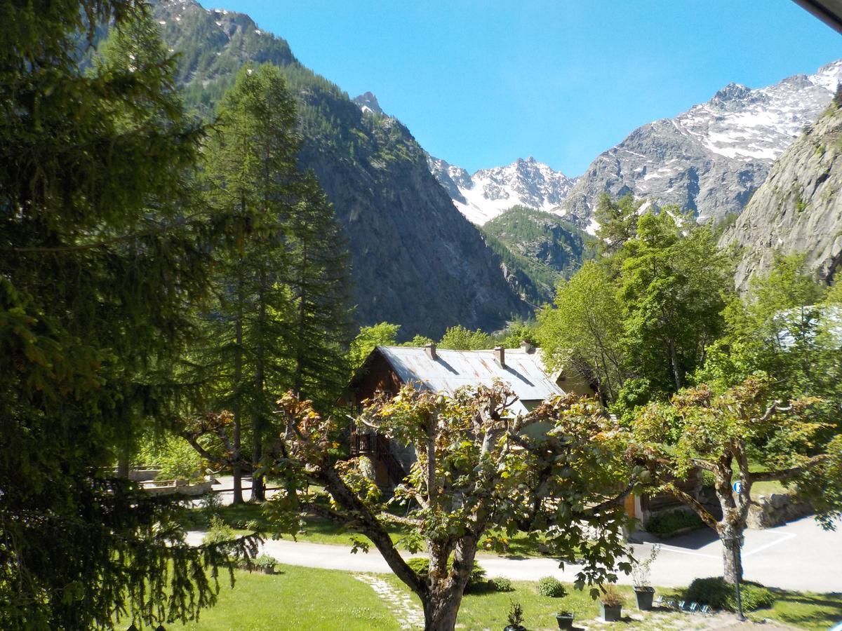Hotel Engilberge Ailefroide ภายนอก รูปภาพ